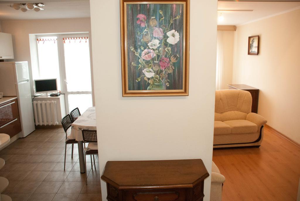 Apartment On Akademika Lazarenka 48A Leopoli Esterno foto